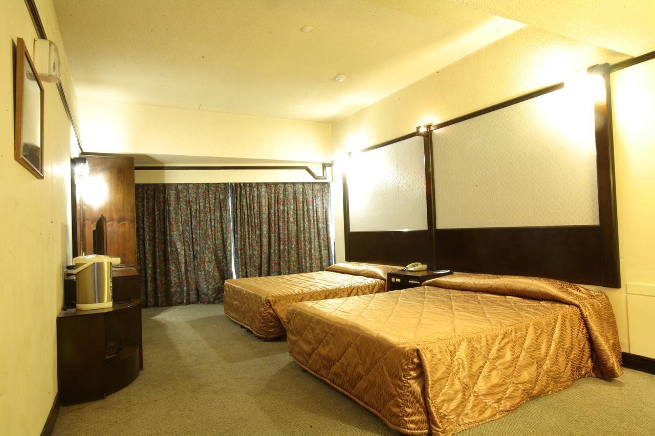 Sun Hotel Тайджун Екстериор снимка